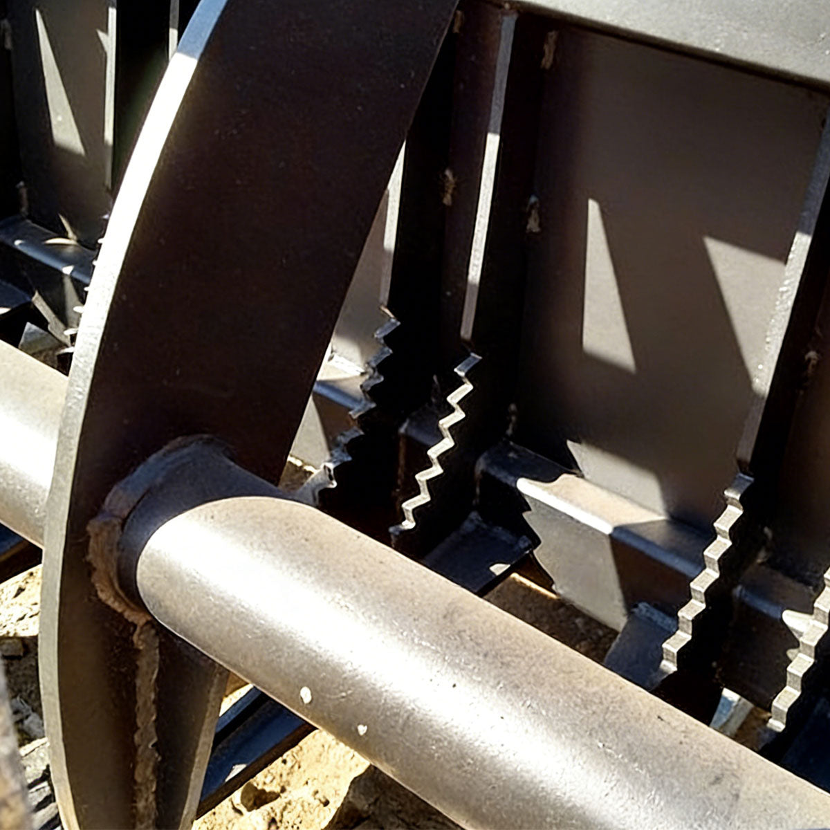 Root rake grapple
